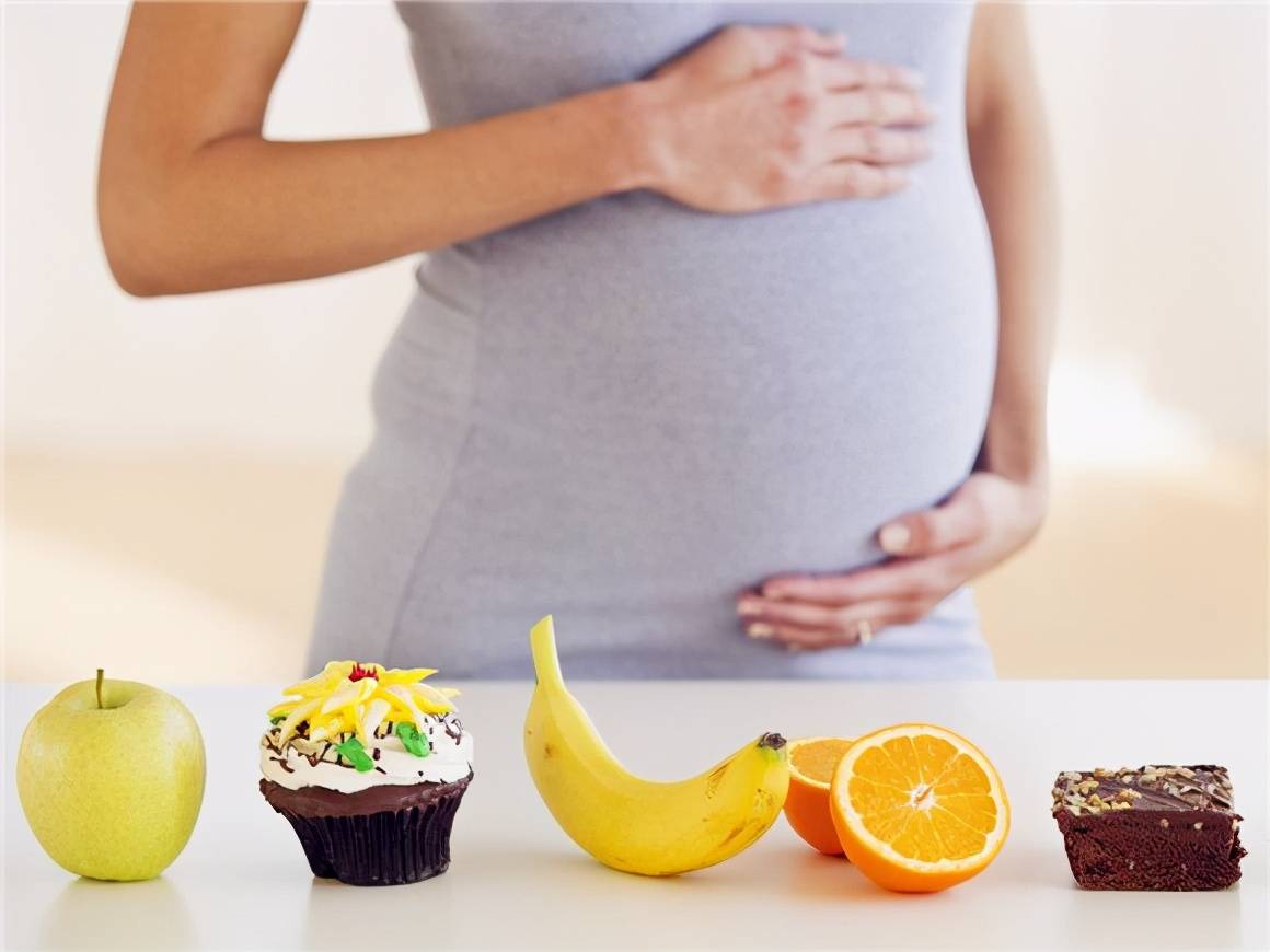 孕妇晚上饿了吃什么 孕妇晚上饿了不吃行吗
