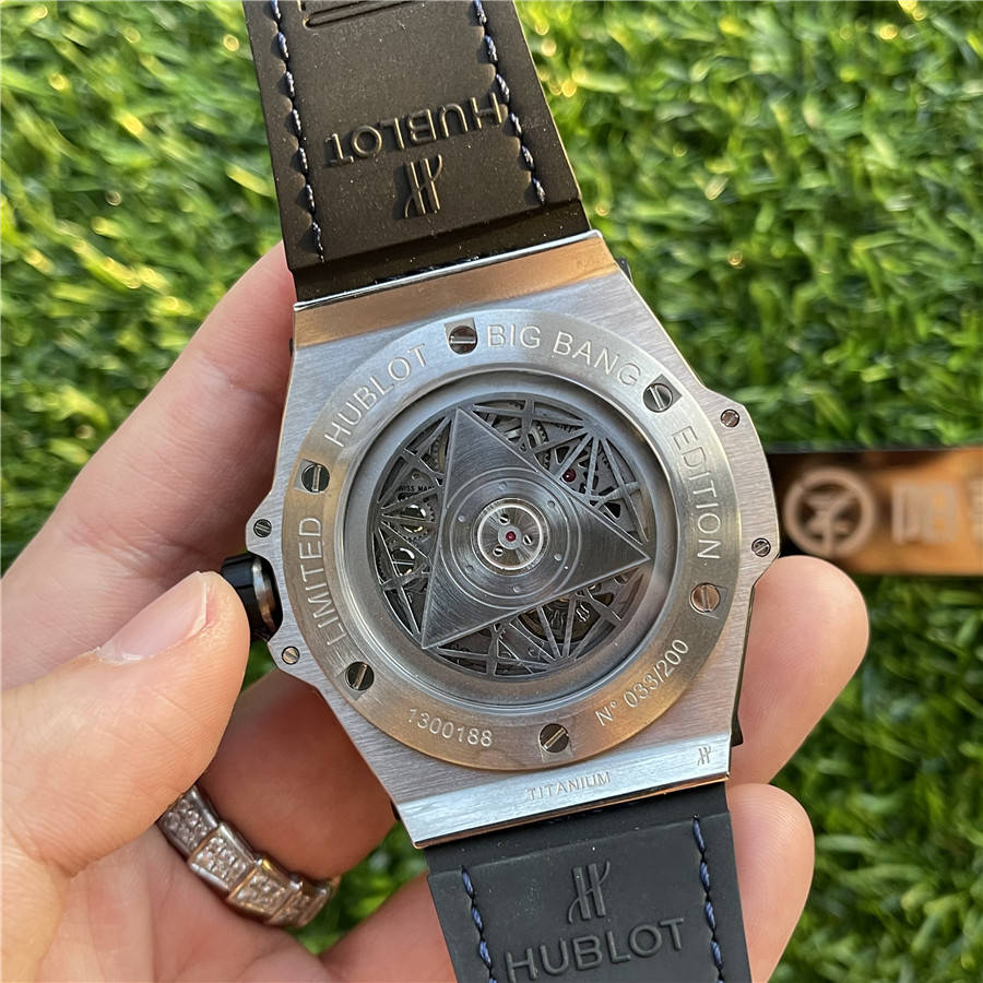 �����������352�ڡ�WWF�����ϸ�����⸽����ͼ