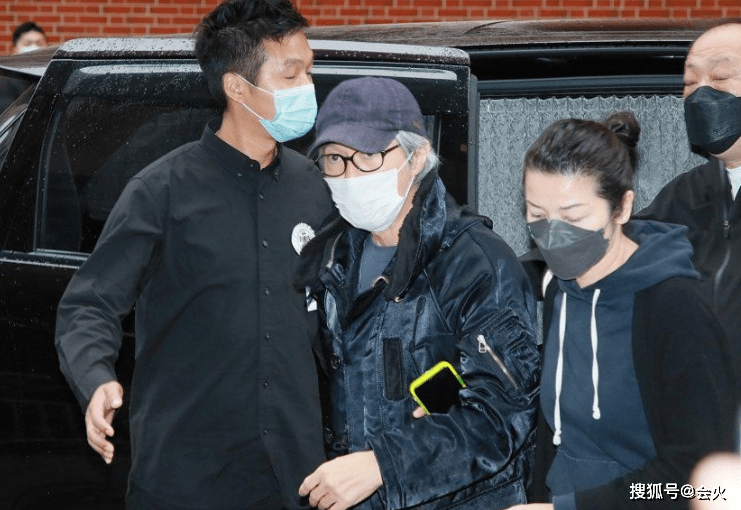 吴孟达丧礼当天知名女星赵美宝被