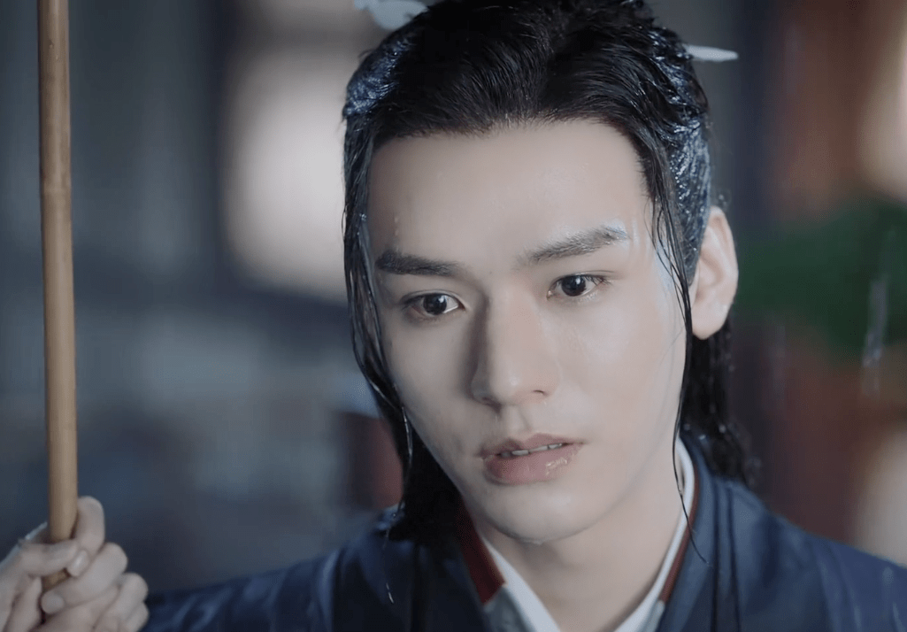 配音演员瓜田:乔诗语因肖战翻车,黄渤同学滑跪,他骚扰女性被开_王凯