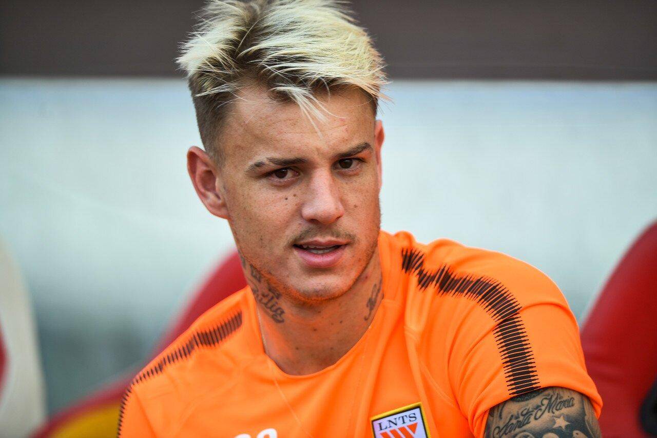 格德斯同山东泰山商谈解约,网友调侃国足又少一位潜在归化球员!