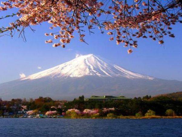 日本象征之一的富士山，它却属于私人所有，政府每年要支付租金！