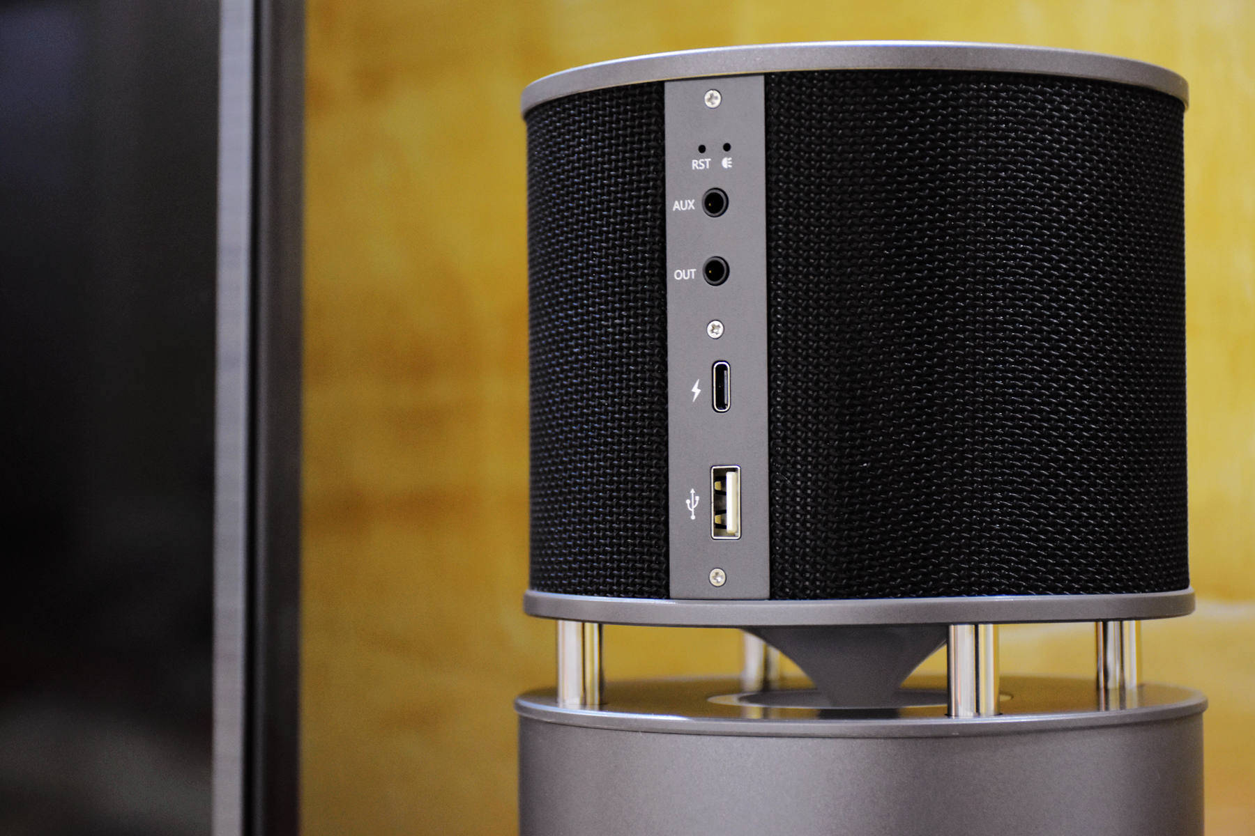 花小钱办大事,影音效果拉满的hifi音箱艾特铭客泰坦a600x上手详评.