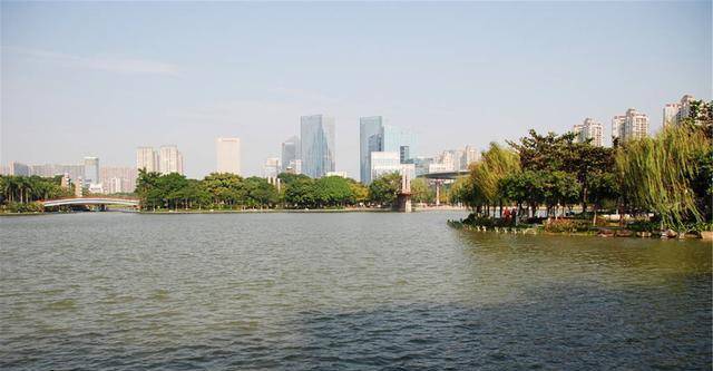 广东佛山城市品质提升工程，增设休闲设施等，项目总投资16000万