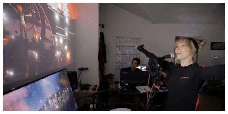 观点评论,演唱会,音乐,偶像|环球音乐、腾讯音乐、网易、B站扎堆入局，虚拟演出能否穿越疫情周?期？