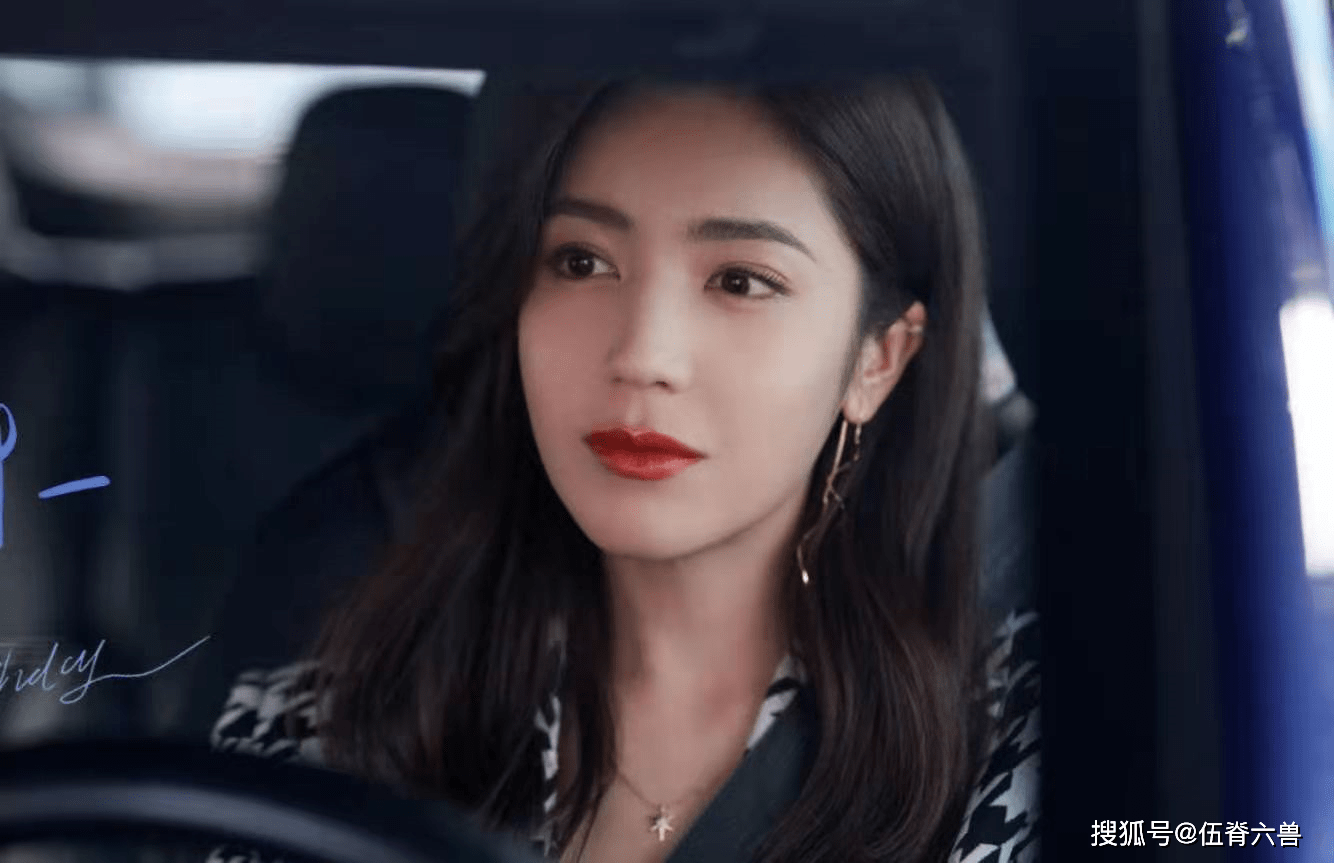 31岁超高颜值"涩女郎"与殷桃剧中比美,3年前曾演过张子枫同学_夏若妍
