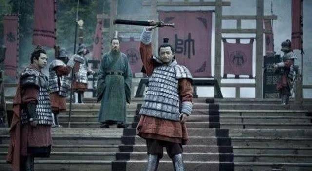 韩信到底为何要受“胯下之辱”，这究竟是智慧还是懦弱？