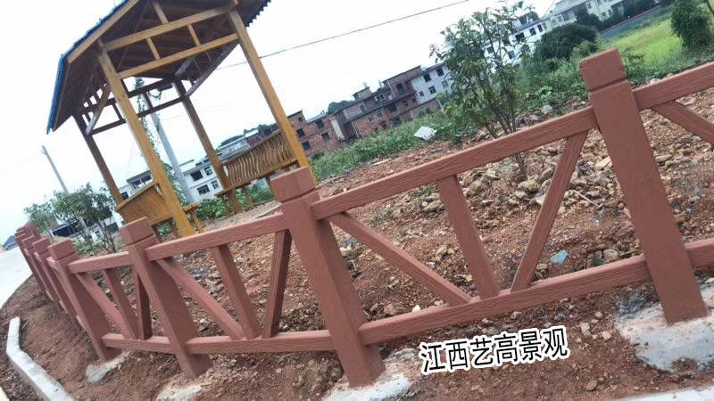 广东仿木围栏厂家直销 水泥仿木护栏供应价格