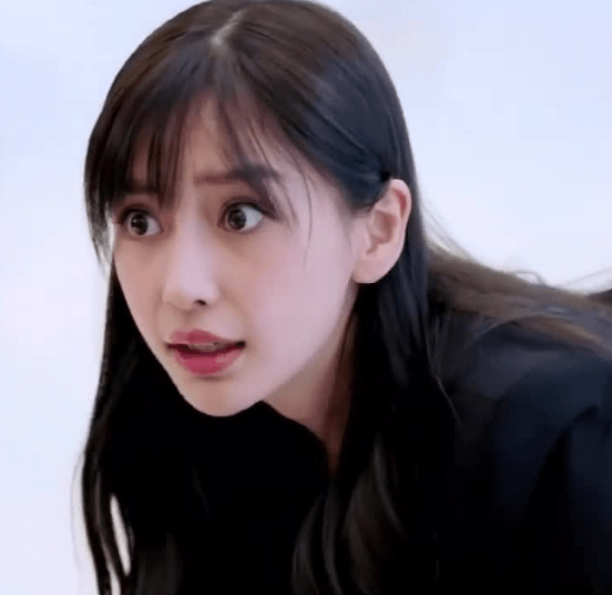 备好蛋糕却未获奖,防弹少年团走错片场,该去电视剧品质盛典_杨颖比