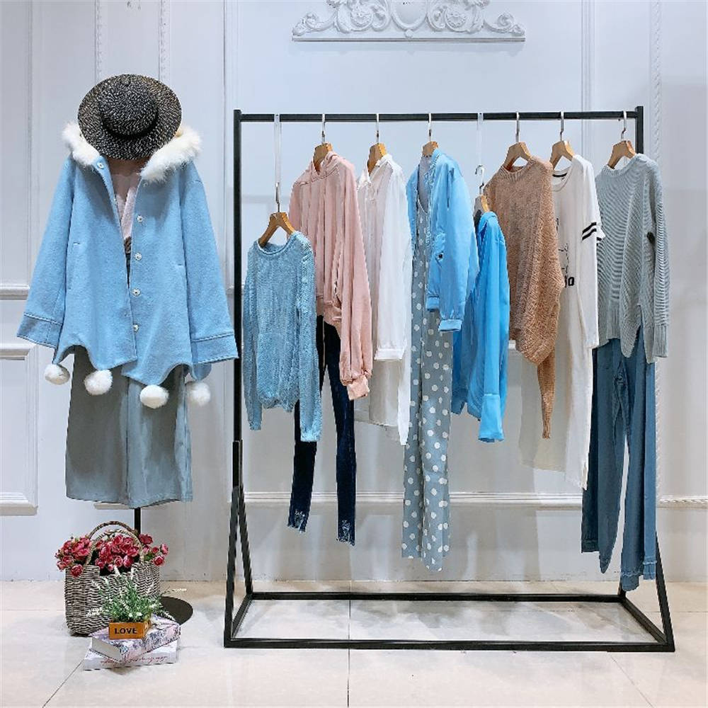 服饰店头像图片 0cf084084683471da872b7730fe41002.jpeg