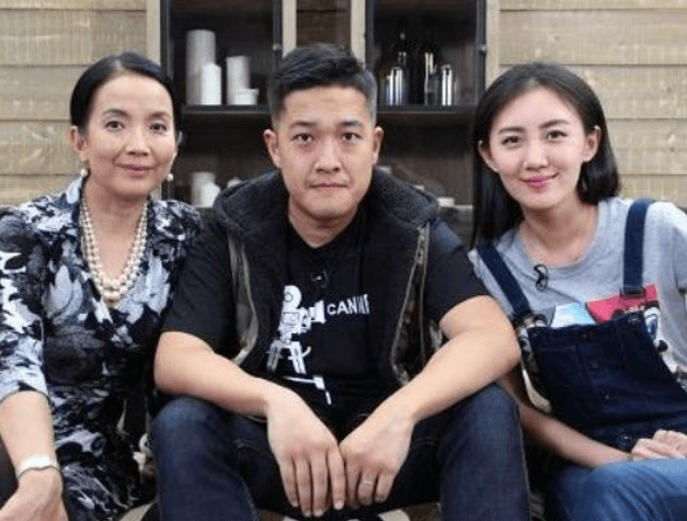公公是张丰毅，婆婆是吕丽萍，出道6年不温不火，让靳东意外带红