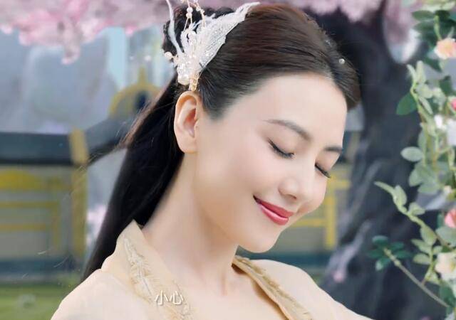 高圆圆41岁再穿古装仍似当年周芷若不愧是冻龄女神