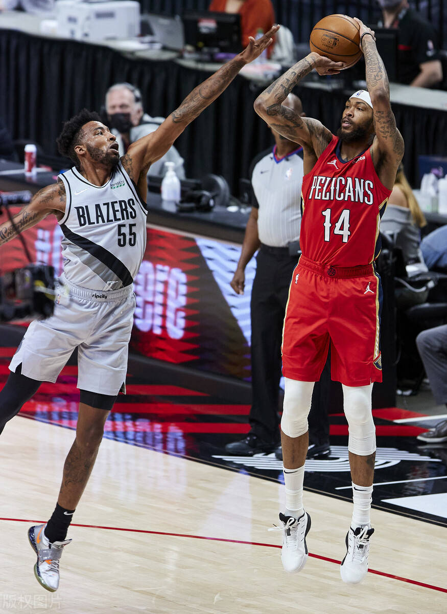 原创麦科勒姆复出利拉德豪气冲云天末节20分助球队1分险胜鹈鹕