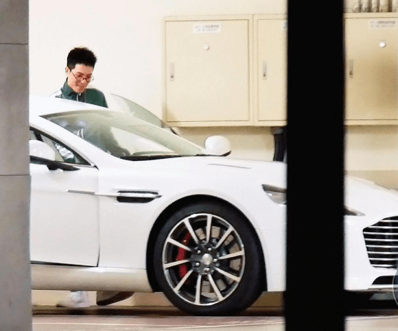 罗志祥妈妈想抱孙子传41岁小猪想借腹生子经纪人回应了