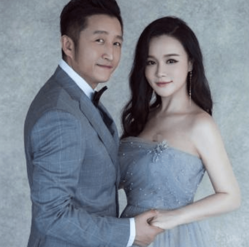 任怨的人也会有受不了的时候,在《妈妈是超人》这个节目中,冉莹颖终于