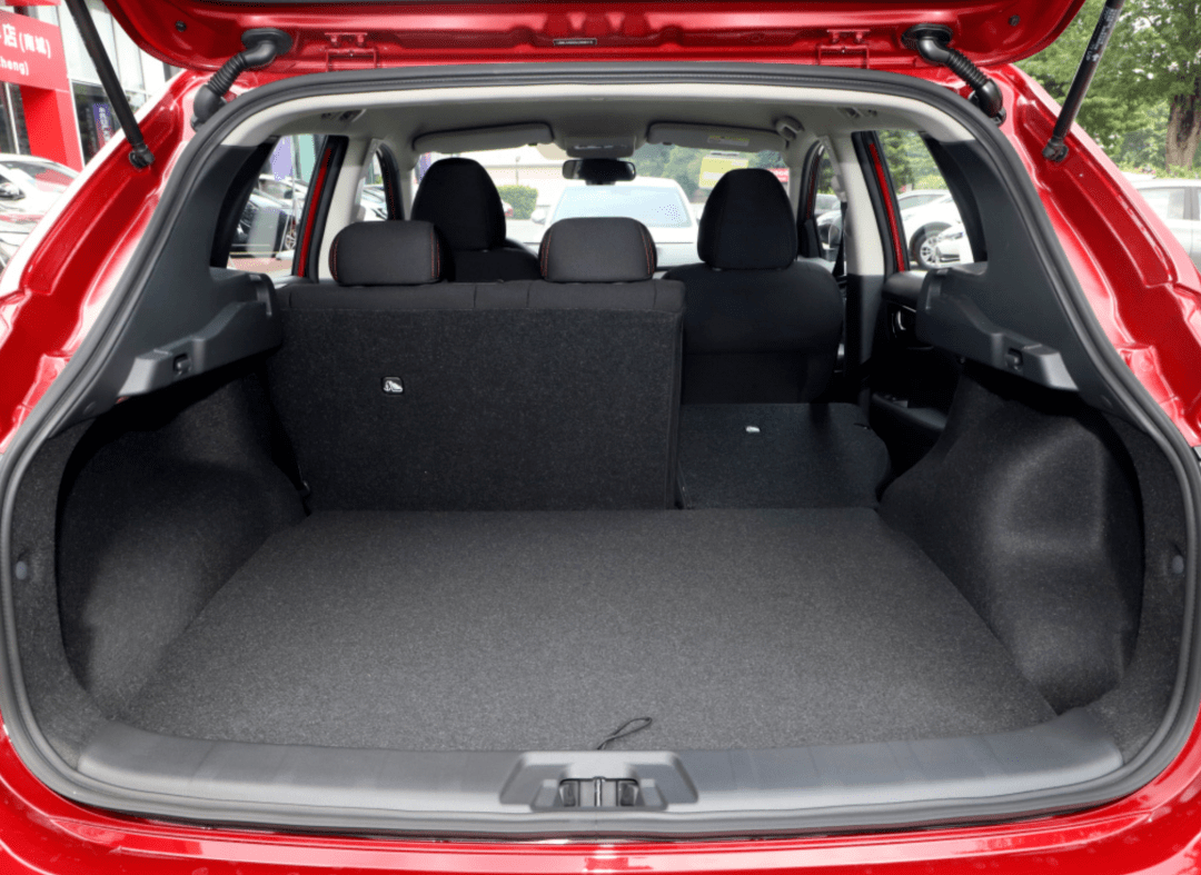 买家用suv不纠结,智跑/逍客/途岳谁是15万级最精明的选择?