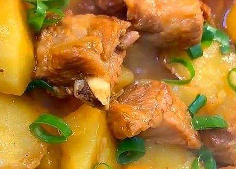 排骨搭配什么食材炖口感好 156013a0d9cd436692626fec7b2f09ff.jpeg