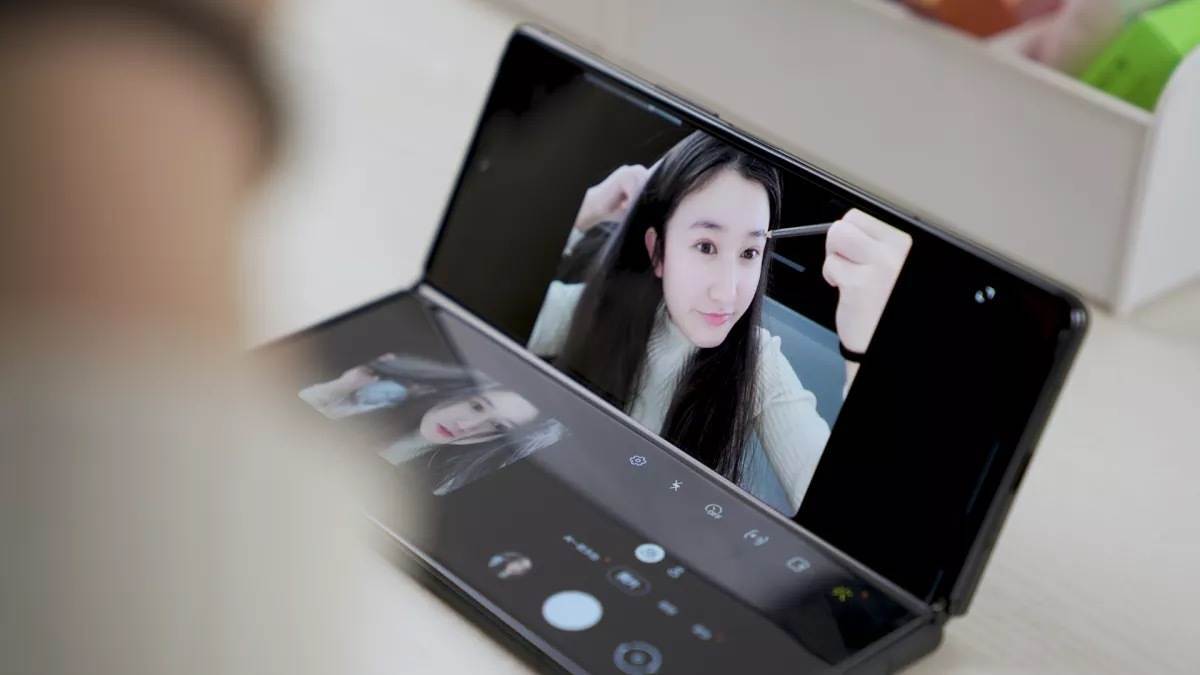 屏幕|技术成熟的三星折叠屏手机，正在全面占领旗舰机市场
