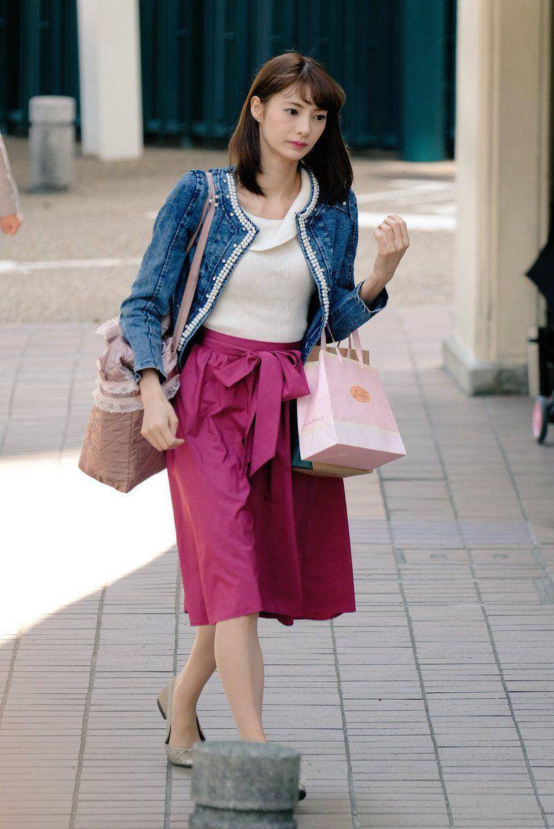 丰田太子迎娶剧团女星妻子是千金小姐爱穿好嫁风混血美颜绝了