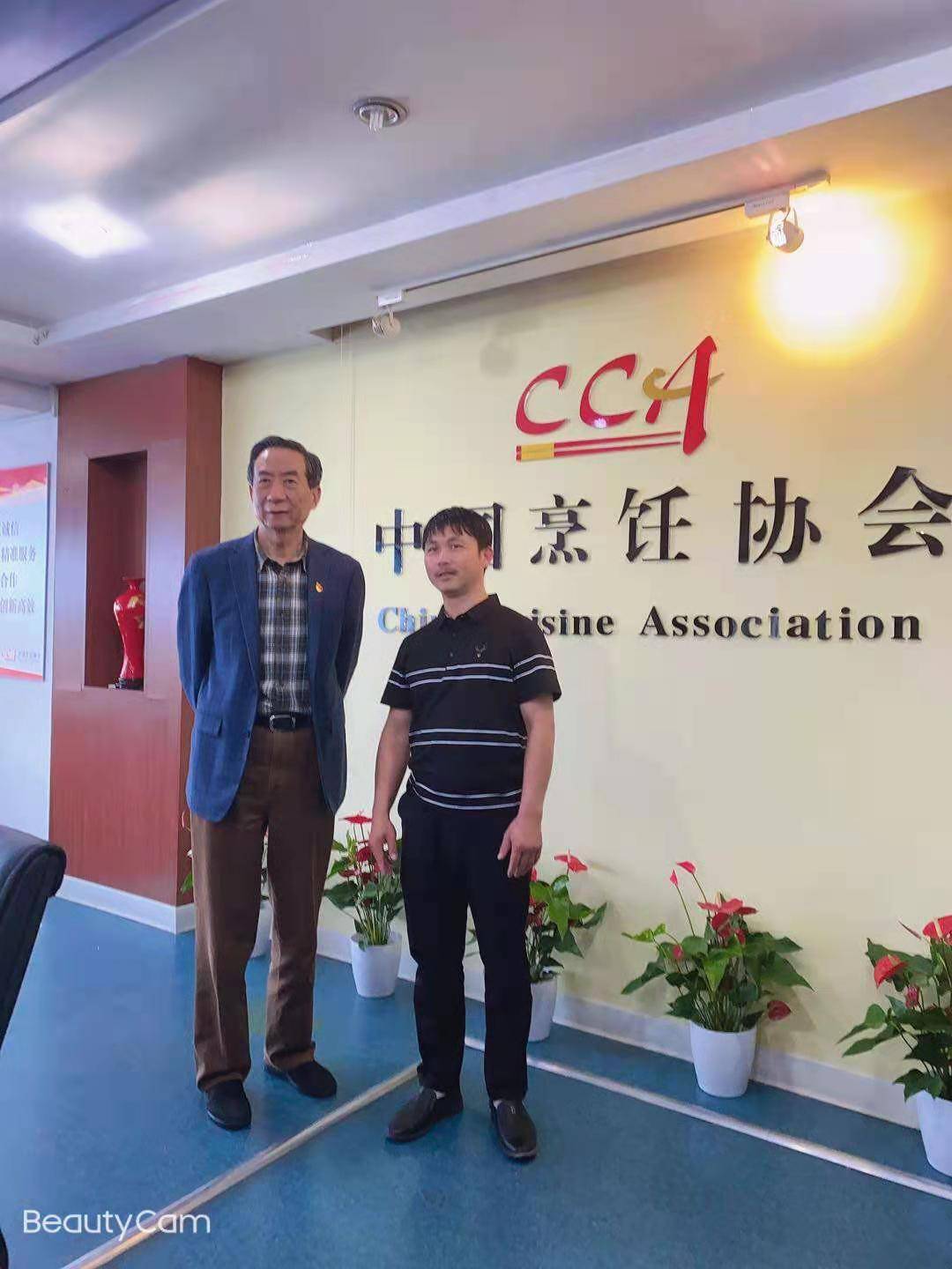 河南商丘张志国怀揣秘制卤鹅技艺闯天下