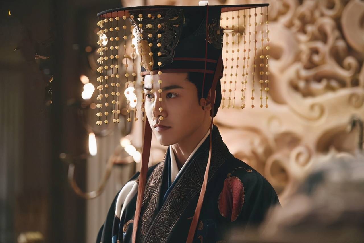 曹丕即位前，成功平定一场叛乱，为取代东汉奠定基础！_曹操