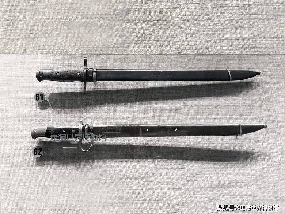 军事博物馆看展：中外各式刺刀集锦，其杀伤力令人不寒而栗_棱形