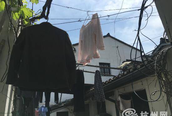 源于南宋的这条杭州古街 连晾衣杆都如此“民国风”