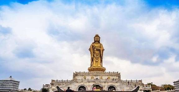 中国佛教四大名山，供奉着四位菩萨，你知道是哪四位吗？