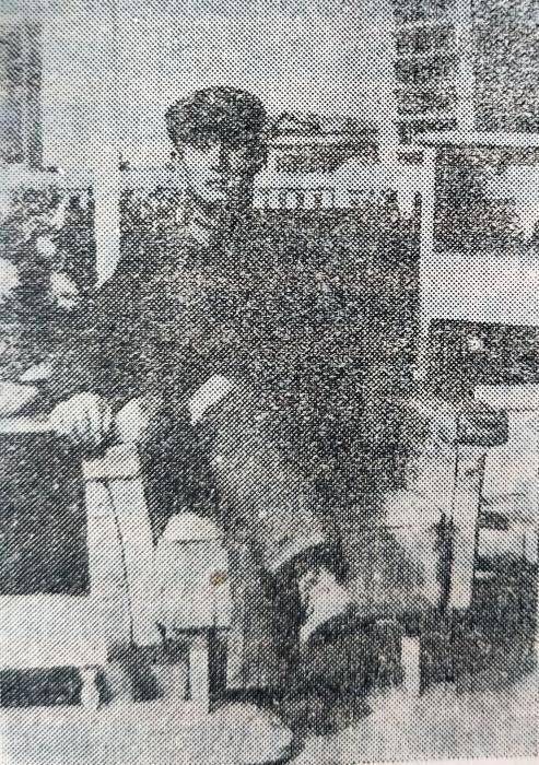 为民安乐何惜头老山英雄班长双腿炸断爬行120米壮烈牺牲