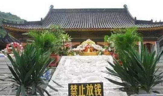 中国“最纯洁”寺庙，没有门票和功德箱，香火还免费