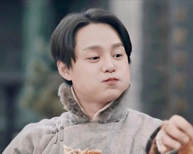 尹正挑战减肥打卡表情痛苦看完他的三餐后网友人间真实