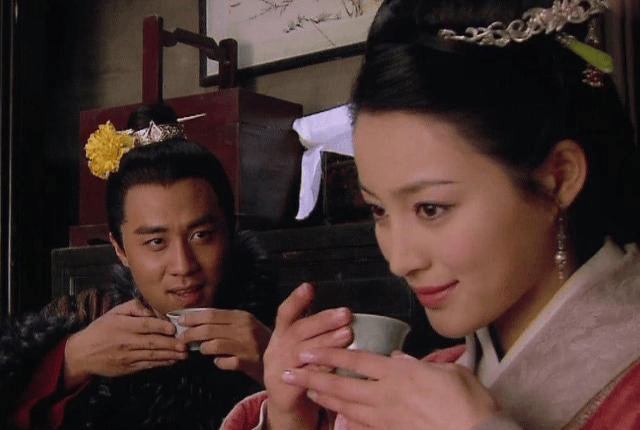 潘金莲与武大郎故事 f4bc2824d16940218fbdc64be09738bd.png
