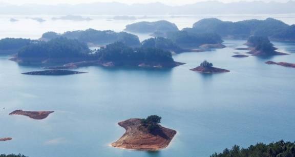 中国改名最成功的湖泊，湖水干净可直接饮用，旅游收入超190亿元