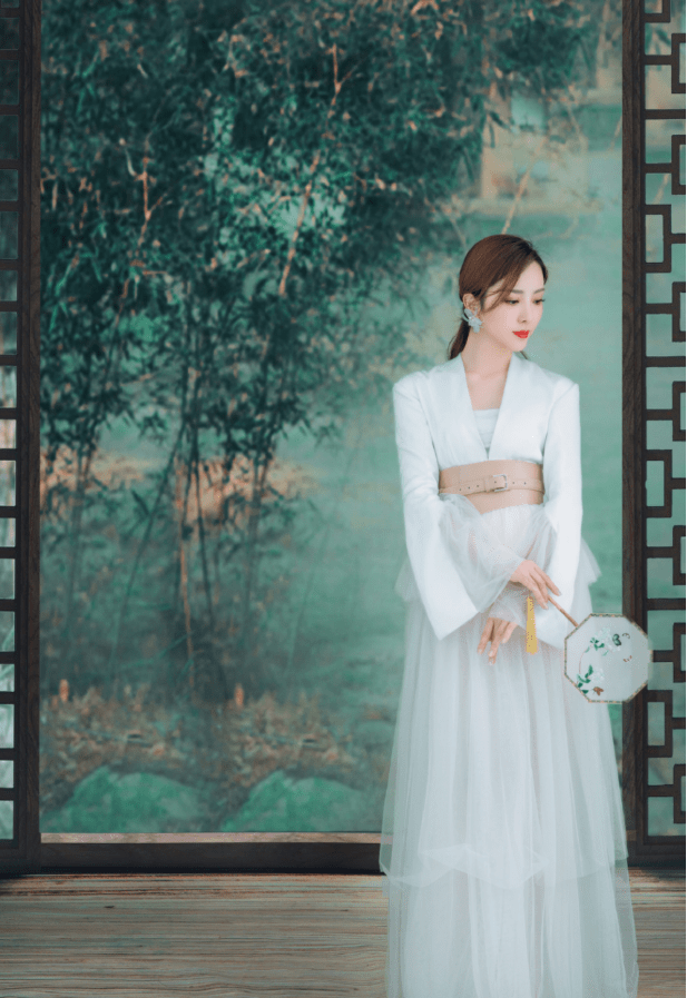 如何让自己变得温婉 80532f76c9c045f0bba1281aca2efabe.png