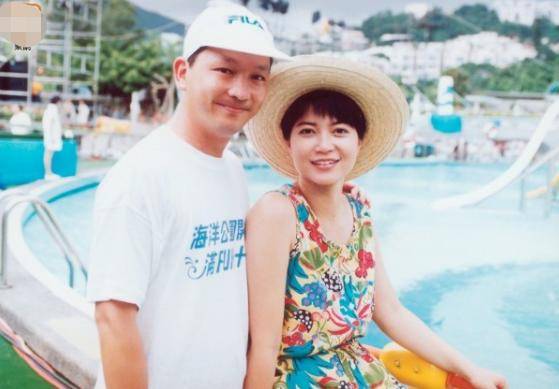 在《猎鹰》,《太平天国》,《当代男儿》,《男儿本色》及《天降财神》