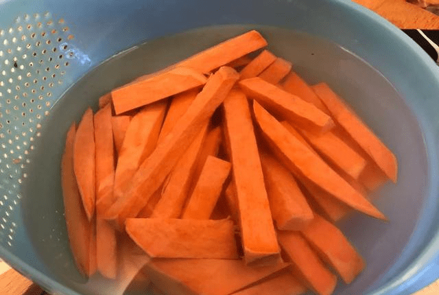 怎样做红薯条比较好 237a4667b2bc4342a39c8d728f9d304d.png