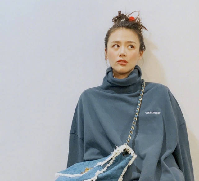 原创网曝马思纯白敬亭曾因戏生情分手后女方受情伤如今与男方避嫌还曝