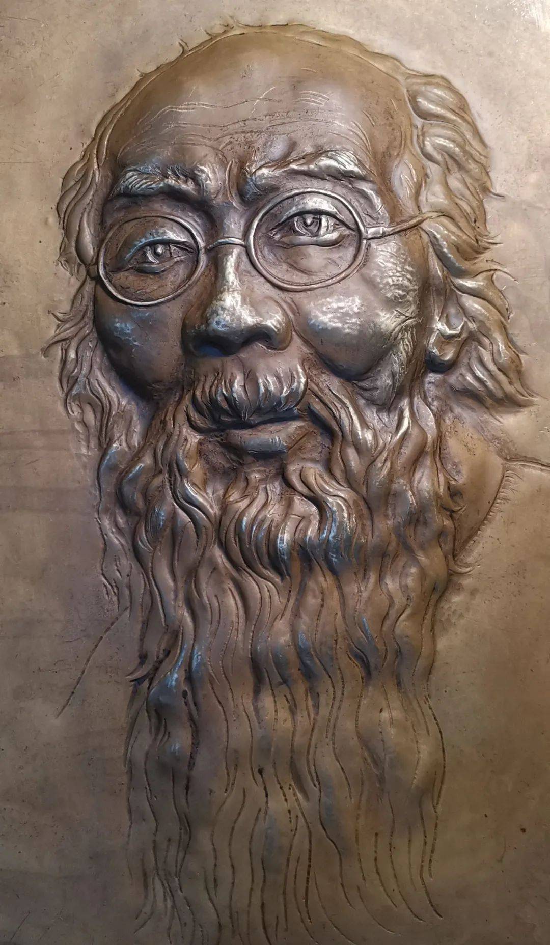 尊享定制金属上的画作神奇的錾刻工艺