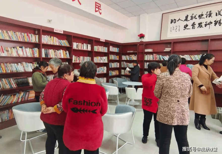 孟州:图书馆馆外流通点为村民补充精神食粮_焦作市