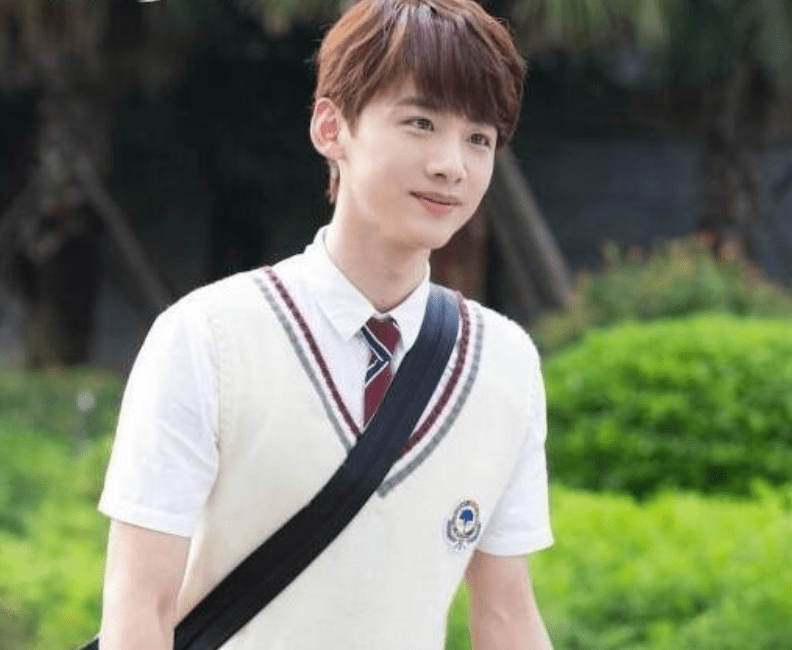 校草排名_鲁能巴蜀校草排名