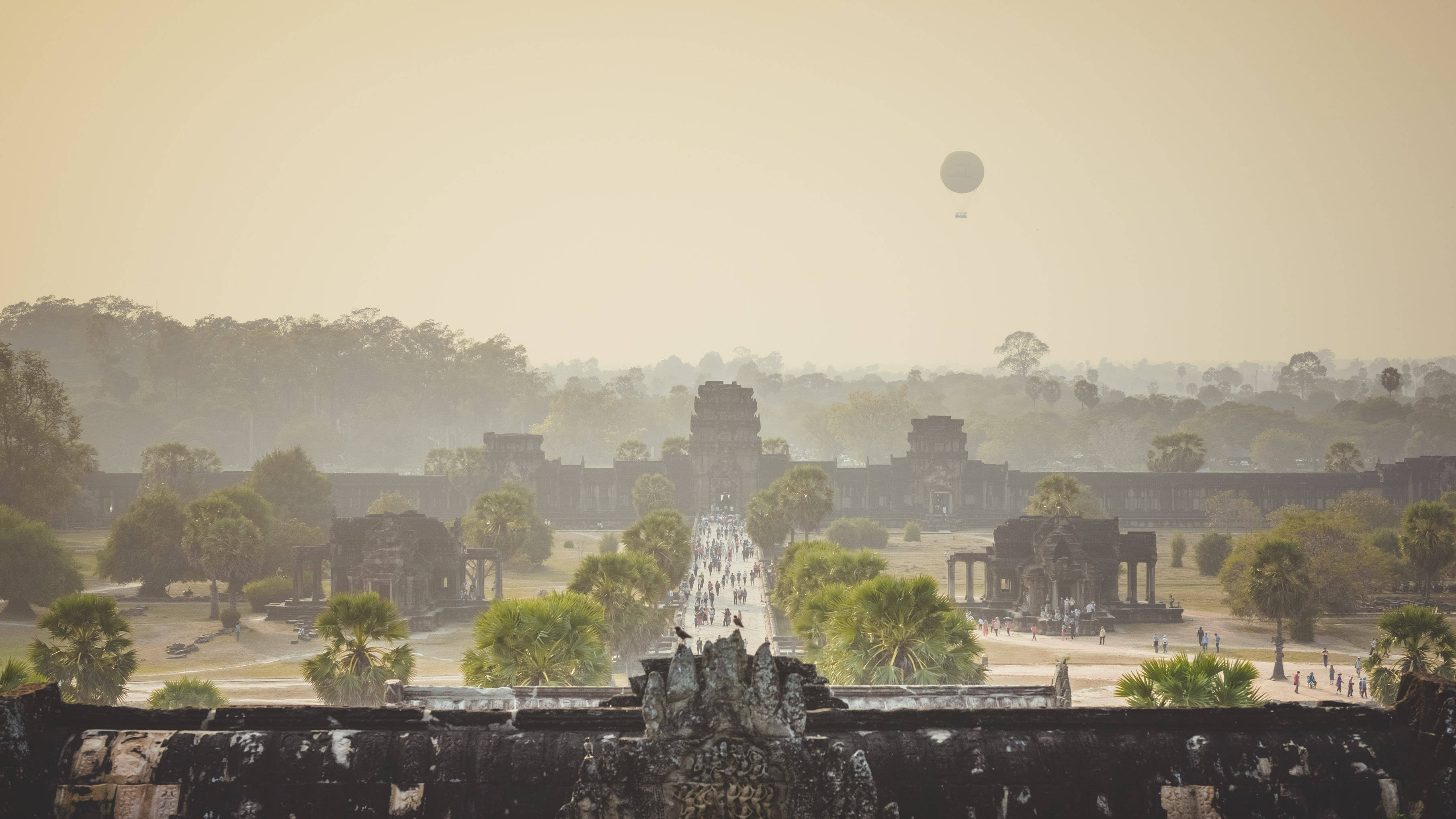 世界七大奇迹之一，被称为柬埔寨国宝，是世界最大的佛教寺院