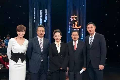 白岩松:50岁的男人能像我这样的身材,不错!我鼓励中国人静蹲_陈戌源