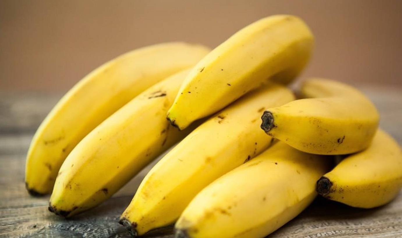 奶蕉的功效与作用禁忌 纯奶煮香蕉有什么作用