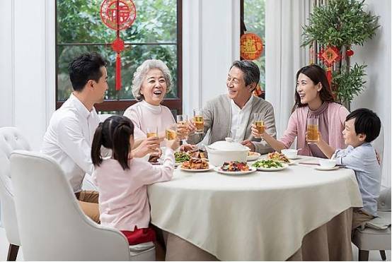 人生一辈子家庭和睦幸福才是人生的最高境界