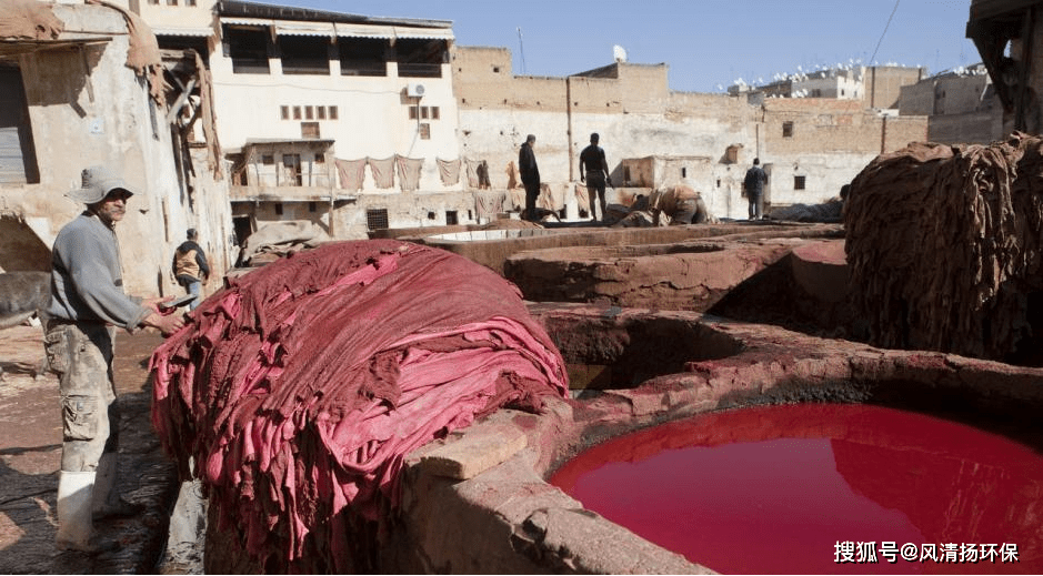 印染废水高效脱色剂实验中的处理数据