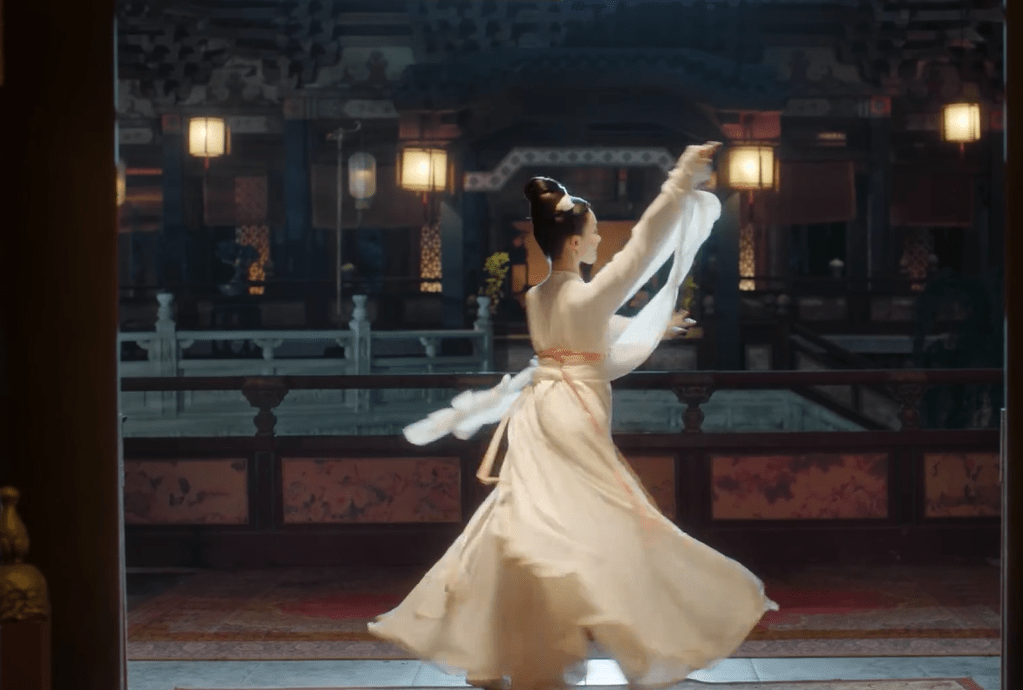 而且出神入化的舞曲,让李婉儿如天仙般降落人间