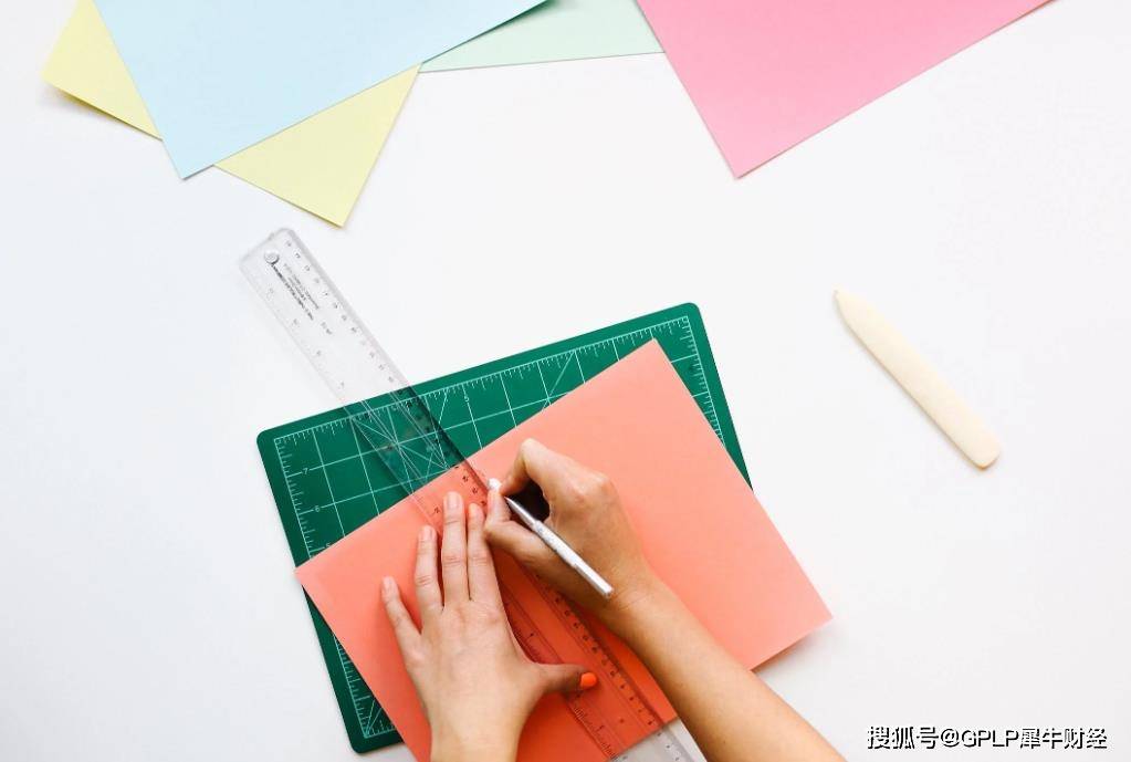 东方教育纯利降七成 平均客户注册人数及毛利率