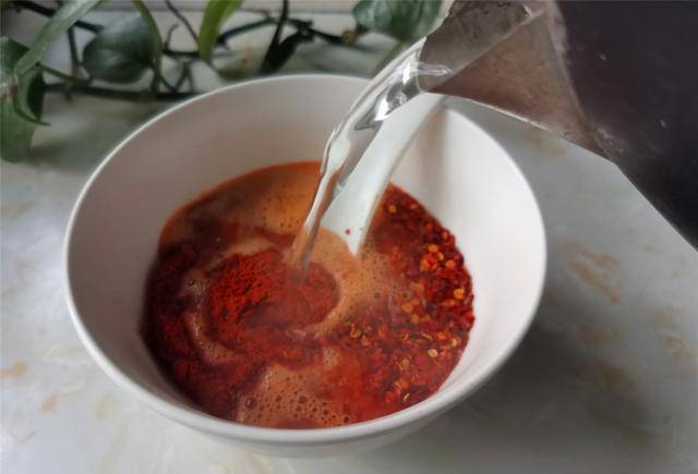 怎么腌萝卜条好吃又脆方法 13ff9494b7ed4bd68c721276b563d0a6.jpeg