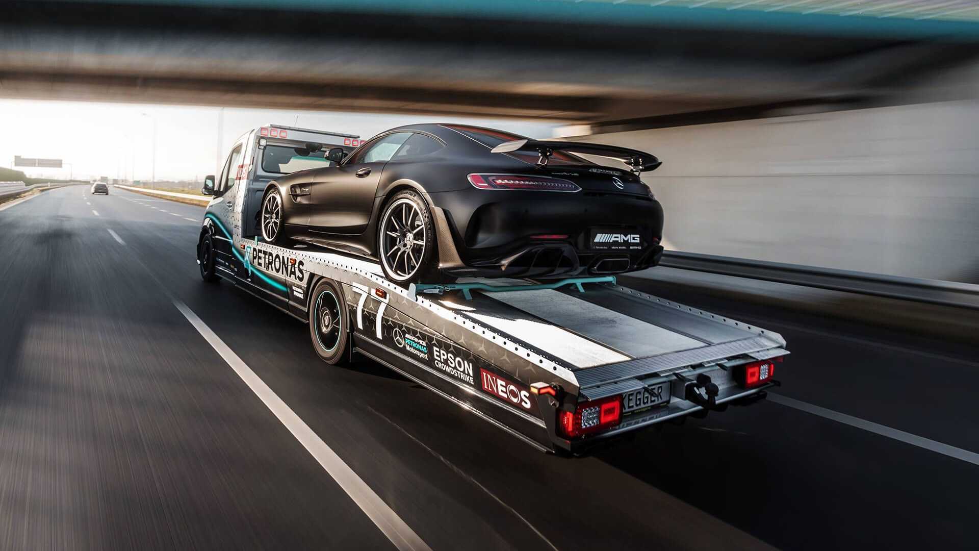 以性能风格为凌特庆生kegger推凌特赛用板车