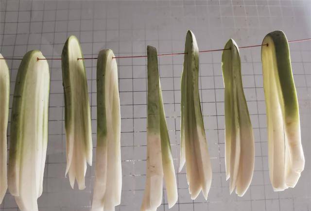 怎么腌萝卜条好吃又脆方法 7a7cf38f124848da8270b7940954b67b.jpeg